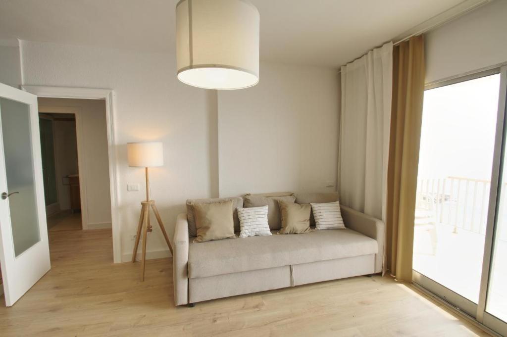 Apartamento Vistas Al Mar Cambrils Apartment Bagian luar foto